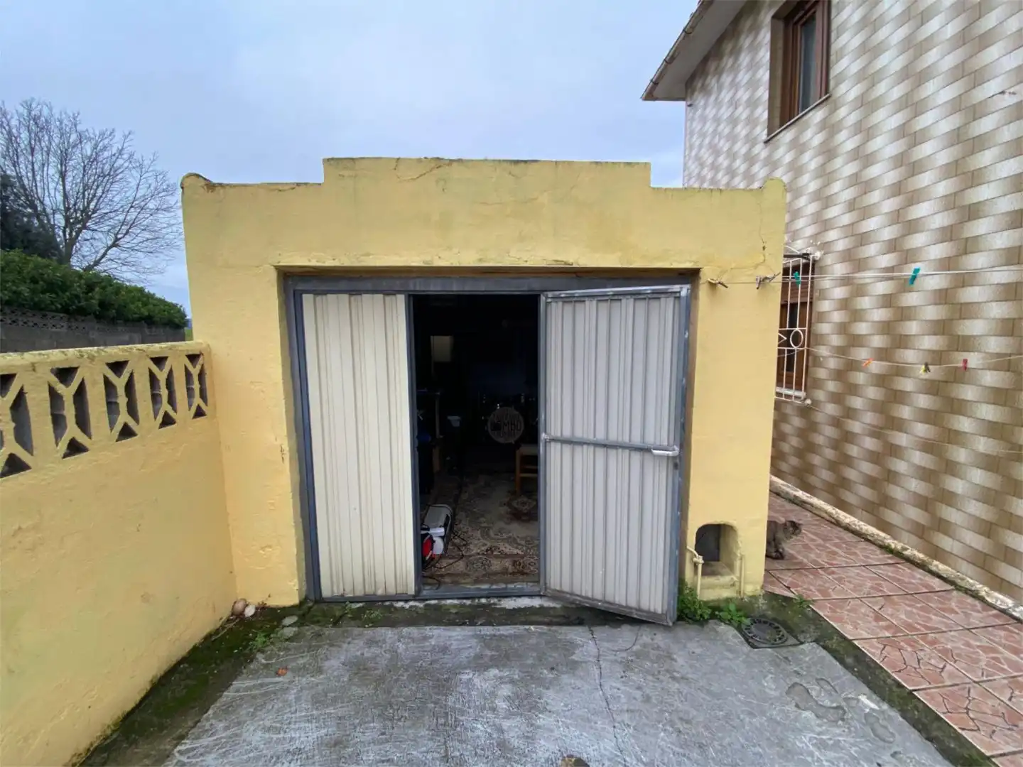 Casa o chalet en venta en Calle la Serna, 1, El Astillero Vista exterior de Casa o chalet en venta en El Astillero con Calefacción, Jardín privado y Parquet
