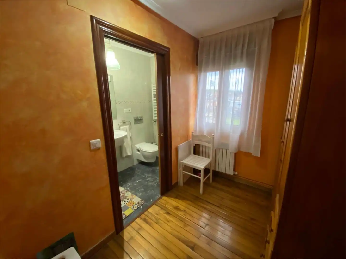Casa o chalet en venta en Calle la Serna, 1, El Astillero Baño de Casa o chalet en venta en El Astillero con Calefacción, Jardín privado y Parquet