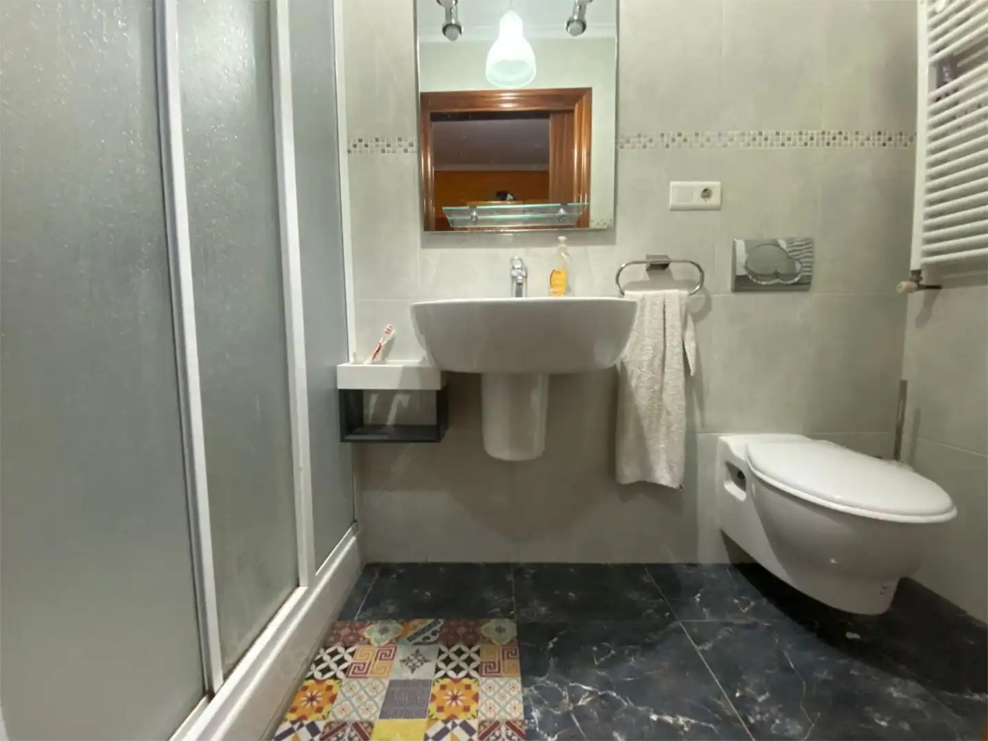 Casa o chalet en venta en Calle la Serna, 1, El Astillero Baño de Casa o chalet en venta en El Astillero con Calefacción, Jardín privado y Parquet