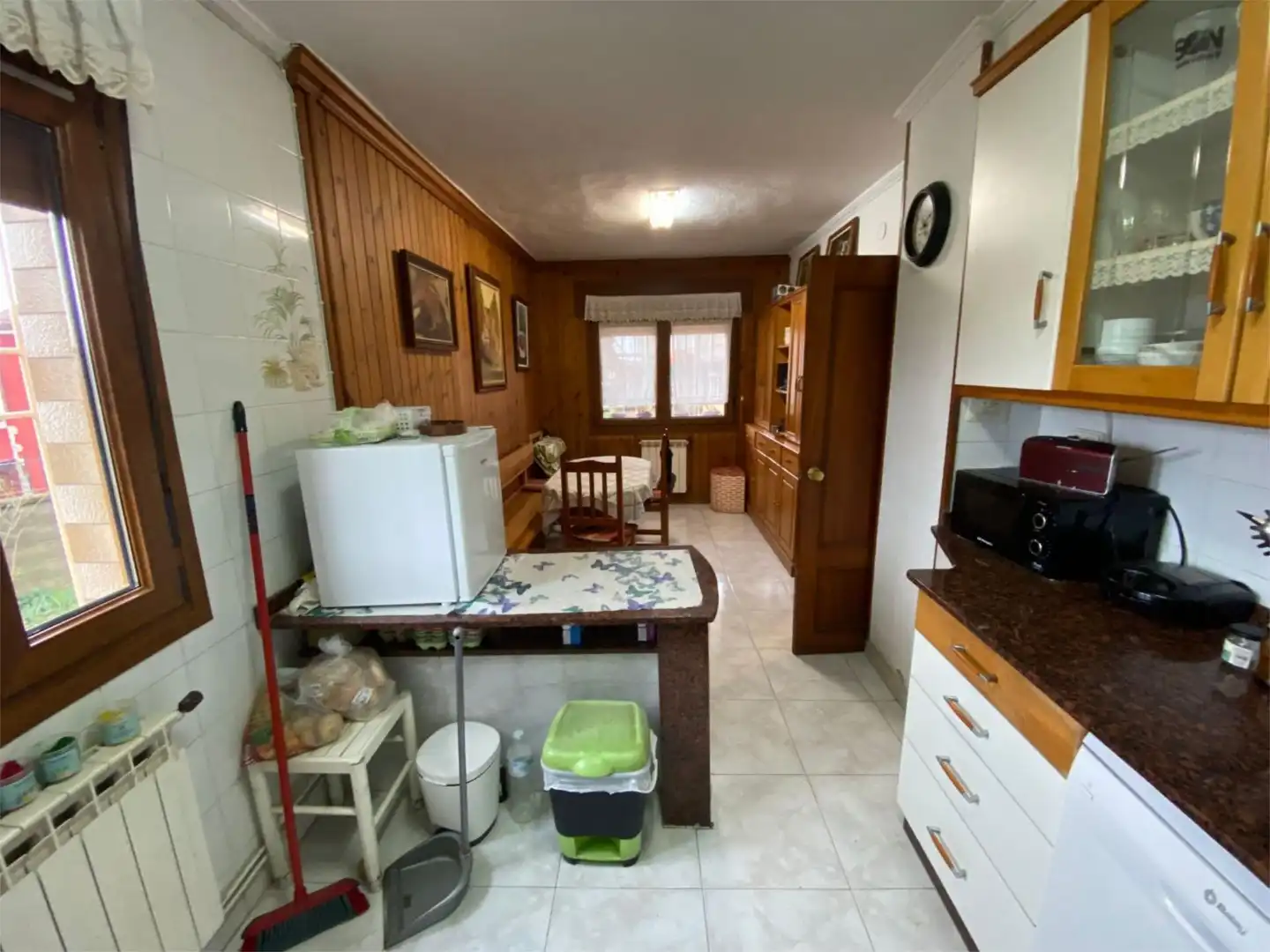 Casa o chalet en venta en Calle la Serna, 1, El Astillero Cocina de Casa o chalet en venta en El Astillero con Calefacción, Jardín privado y Parquet
