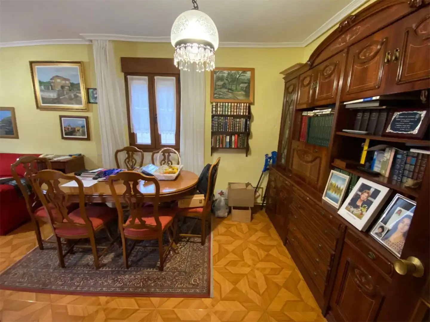 Casa o chalet en venta en Calle la Serna, 1, El Astillero Comedor de Casa o chalet en venta en El Astillero con Calefacción, Jardín privado y Parquet