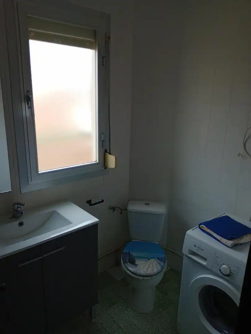 Wohnung zur Miete in Calle la Paz, 1, Andorra (Teruel) Badezimmer von Wohnung zur Miete in Andorra (Teruel) mit Klimaanlage, Heizung und Möbliert