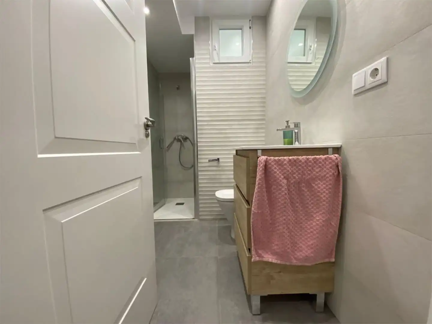 Flat for sale in Plaza Pombo, 1, Puerto Chico Bathroom of Flat for sale in Santander