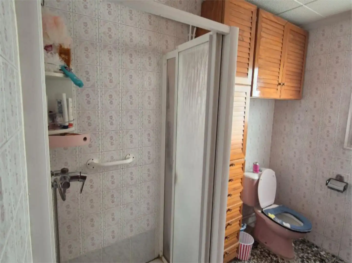 Flat for sale in Calle la Paz, 62, Plaza Castelar - Mercado Central Bathroom of Flat for sale in Elda with Balcony