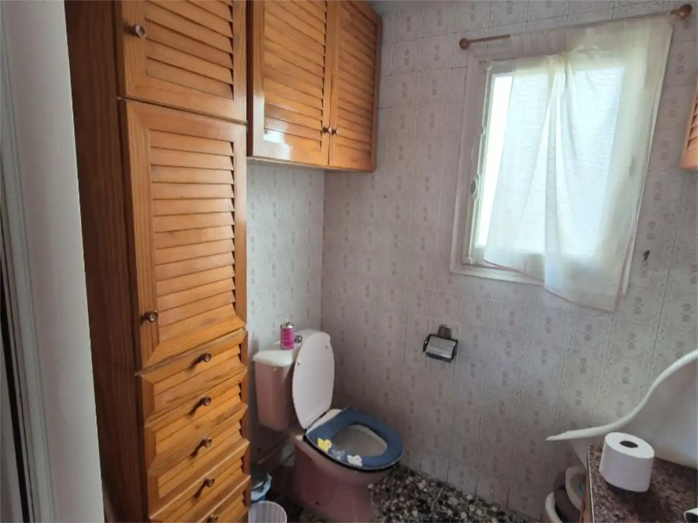 Flat for sale in Calle la Paz, 62, Plaza Castelar - Mercado Central Bathroom of Flat for sale in Elda with Balcony