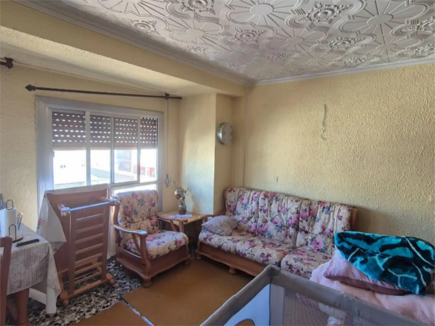 Flat for sale in Calle la Paz, 62, Plaza Castelar - Mercado Central Living room of Flat for sale in Elda with Balcony