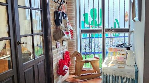 Foto 2 de Casa adosada en venta en Calle Attis, 1, Carmona, Sevilla