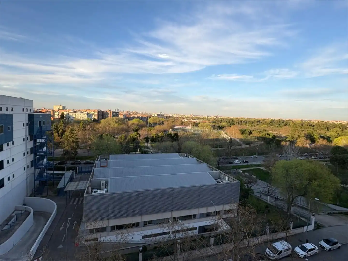Vista exterior de Pis de lloguer en  Madrid Capital amb Aire condicionat i Calefacció