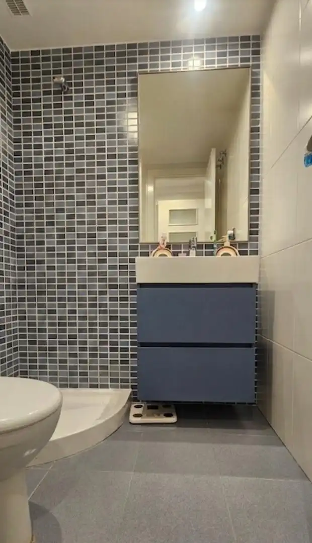 Piso en venta en Carrer de Vicente Beltrán Grimal, 23, Penya - Roja - Avda. Francia Baño de Piso en venta en Valencia Capital con Piscina y Balcón