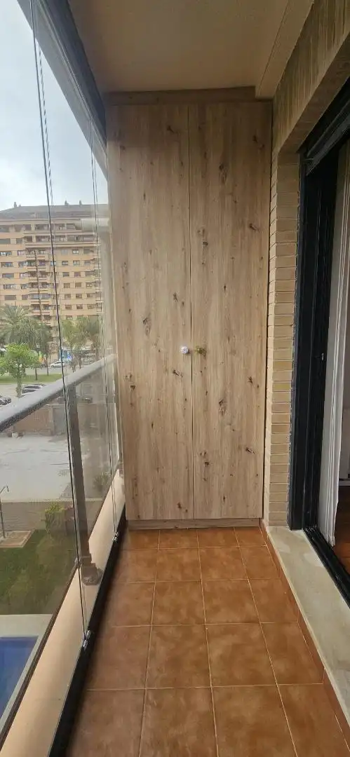 Piso en venta en Carrer de Vicente Beltrán Grimal, 23, Penya - Roja - Avda. Francia Terraza de Piso en venta en Valencia Capital con Piscina y Balcón