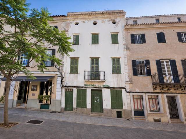 Casa adosada en Venta en Plaça del Príncep, 13 en Centre Històric