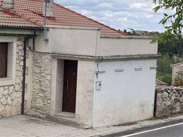 Casa adosada en Venta en Carretera Cuellar, 9 en Fompedraza