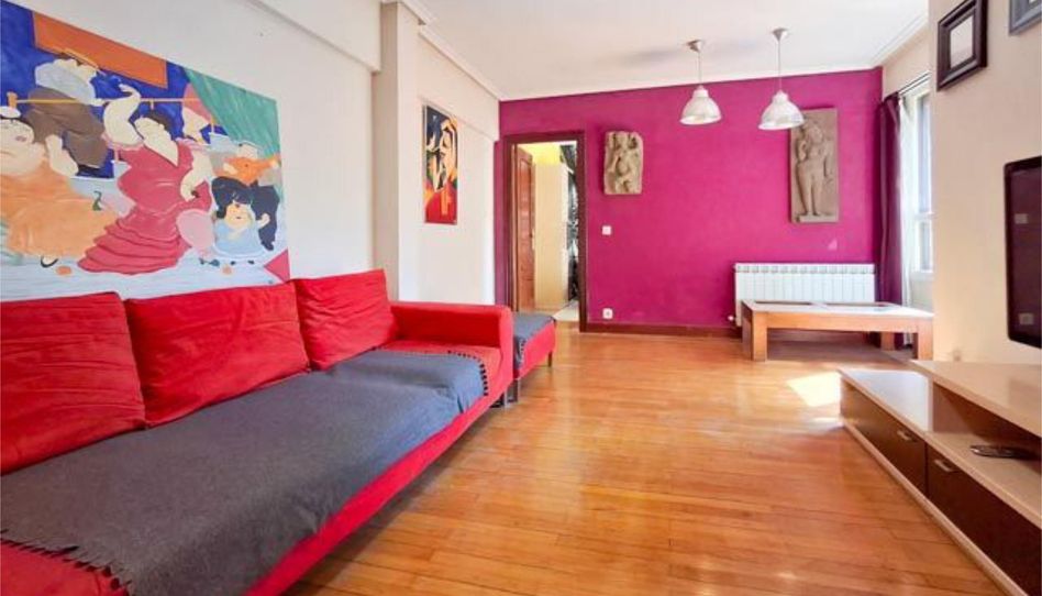 Piso en venta en Gernika Kalea, 24, San Miguel, Basauri - imagen 1 Foto 1 de Piso en venta en Gernika Kalea, 24, San Miguel, Basauri