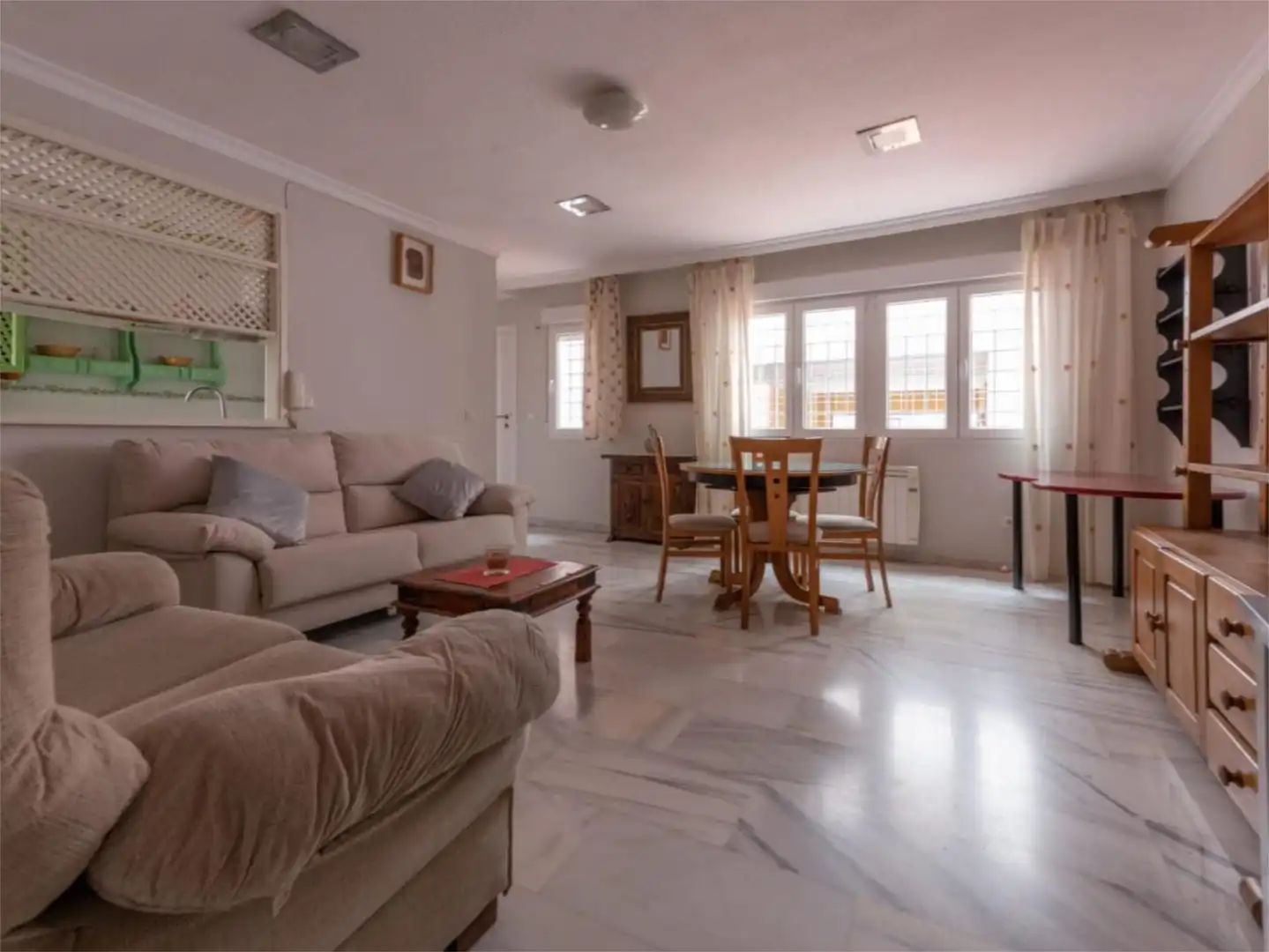 Living room of Apartments for rent in  Granada Capital
