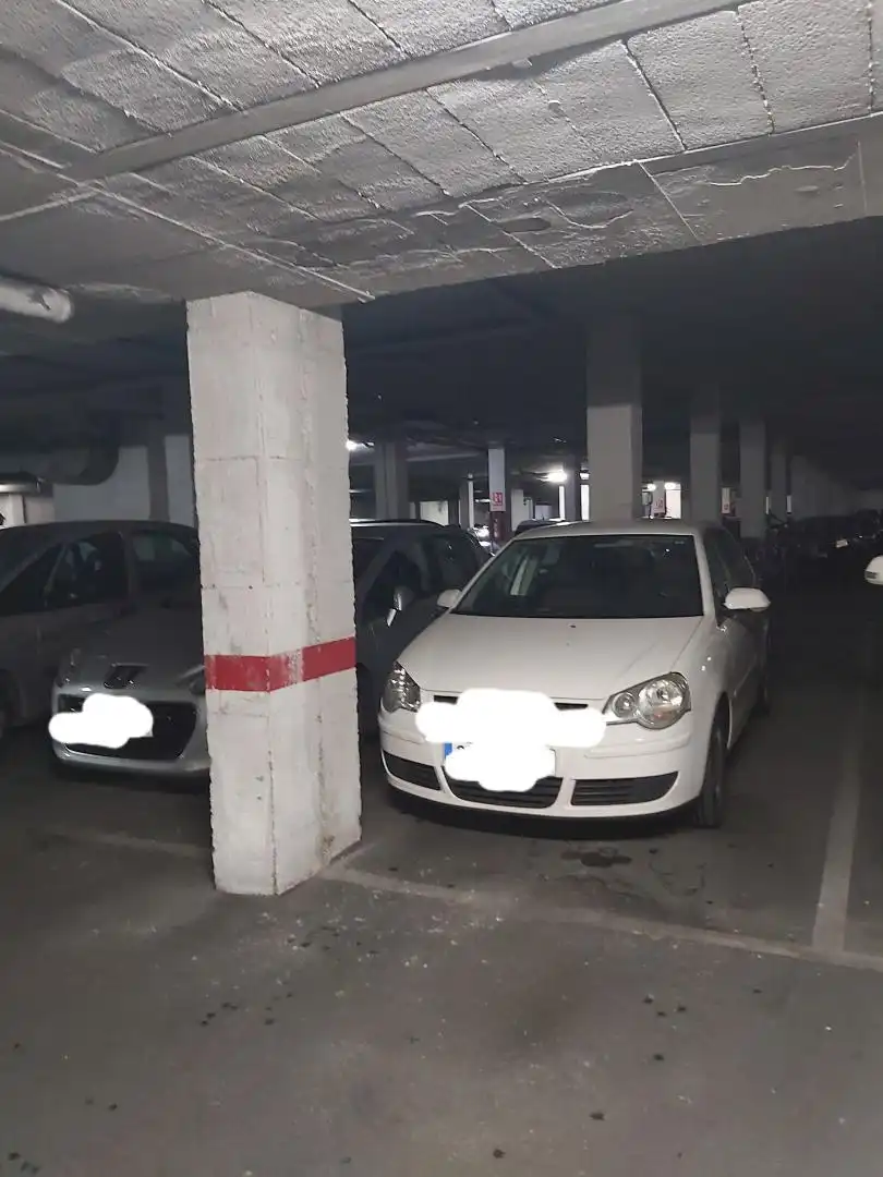 Parkplatz von Garage zum Verkauf in Córdoba