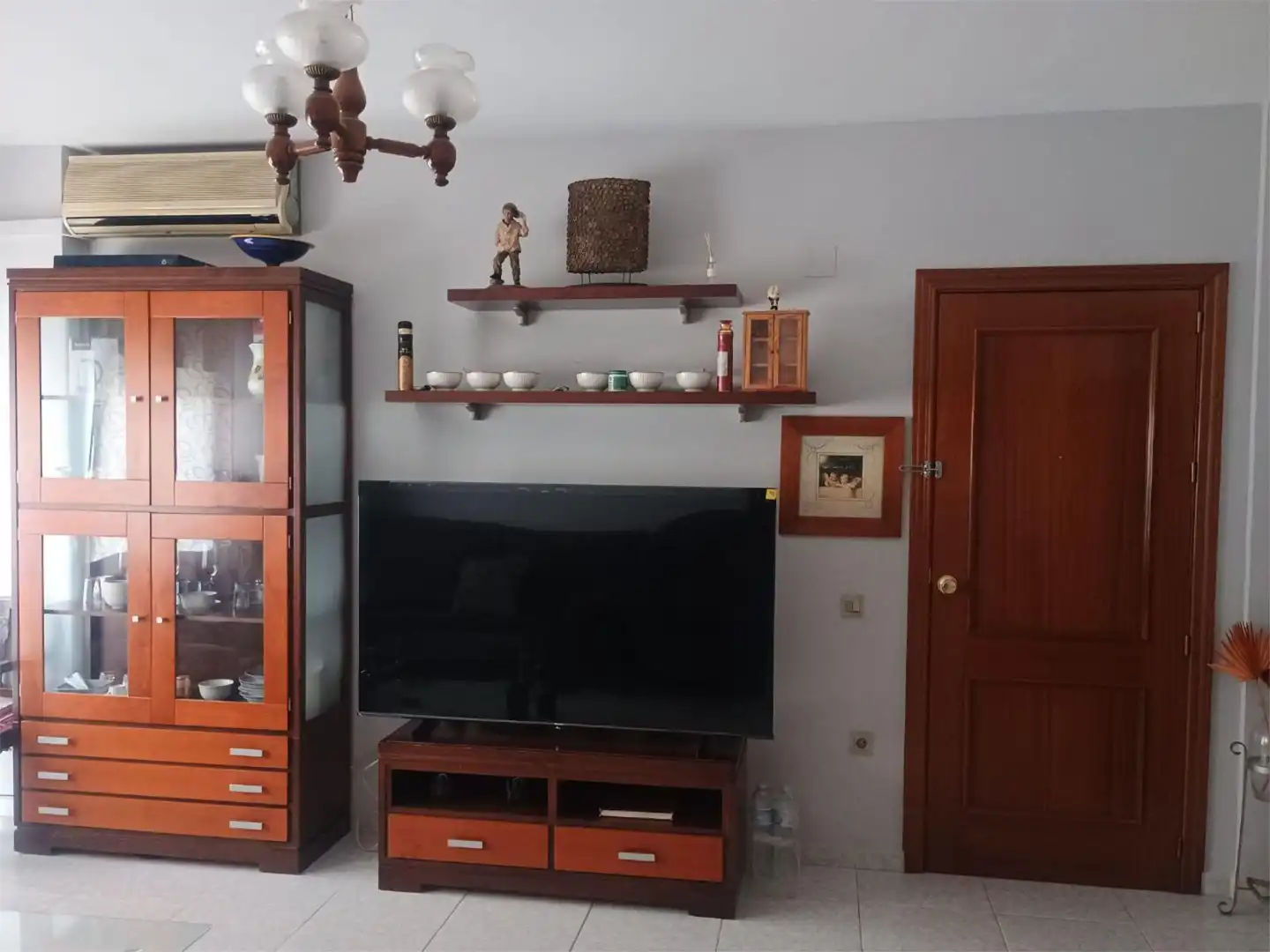 Sala de estar de Piso de alquiler en Santa Marta con Aire acondicionado, Amueblado y Balcón