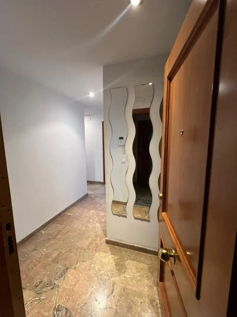 Flat for sale in Carrer Migdia, 163, Eixample Sud – Migdia Flat for sale in Girona Capital with Terrace and Balcony