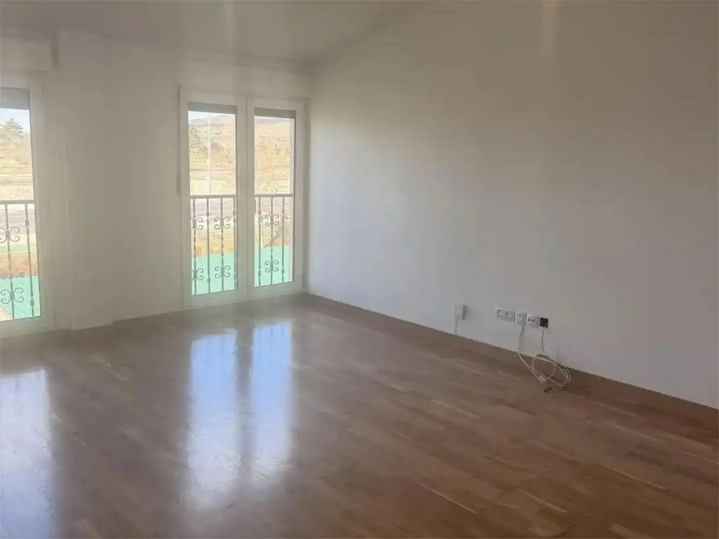 Wohnung zum Verkauf in Calle la Granja, 4, Palazuelos de Eresma Schlafzimmer von Wohnung zum Verkauf in Palazuelos de Eresma mit Heizung, Privatgarten und Parkett