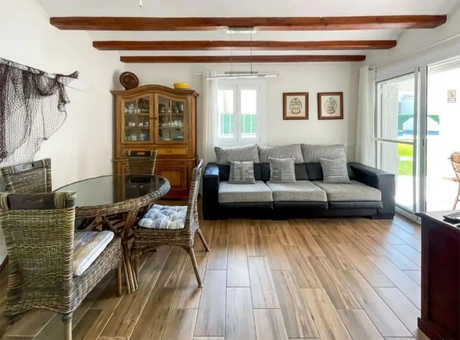 Flat for sale in Carrer Llac Victòria, 2, L'Almadrava - L'Estanyó Living room of Flat for sale in Dénia with Parquet flooring and Furnished