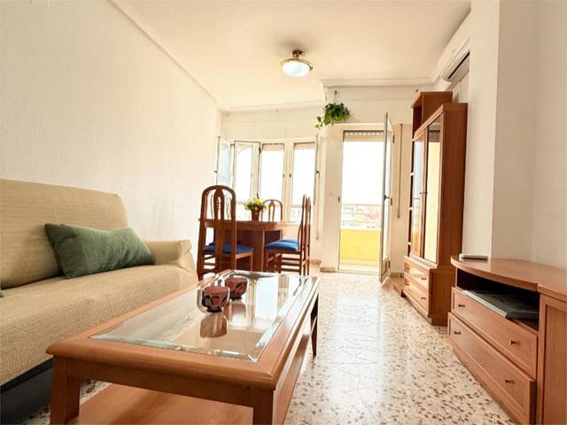 Piso en Alquiler en Carrer de Sant Joan Bosco, 7 en Campello pueblo