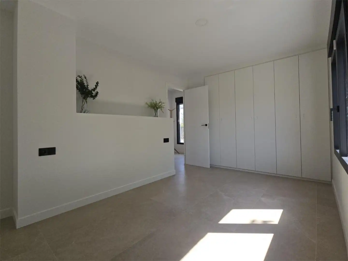 Houses for sale in Partida Raspeig Polig K, 10, Los Girasoles Bedroom of Houses for sale in San Vicente del Raspeig / Sant Vicent del Raspeig with Air Conditioner and Terrace