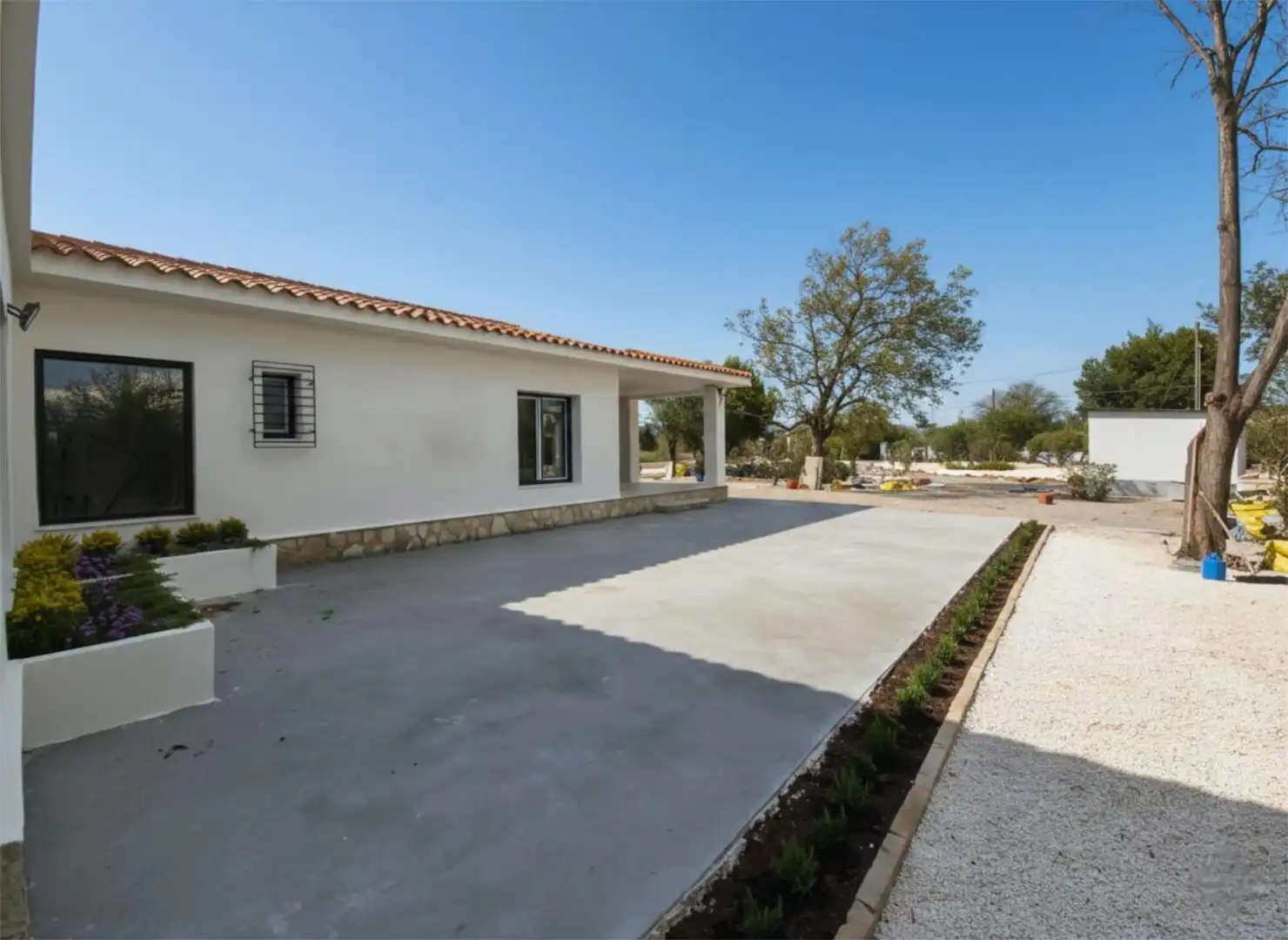 Houses for sale in Partida Raspeig Polig K, 10, Los Girasoles Exterior view of Houses for sale in San Vicente del Raspeig / Sant Vicent del Raspeig with Air Conditioner and Terrace