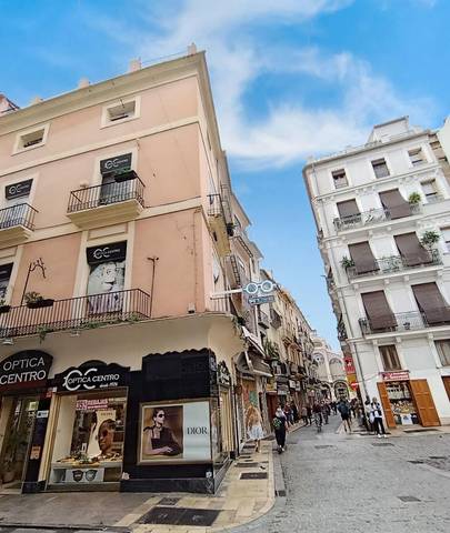 Local comercial en Venta en Carrer dels Drets, 37 en El Mercat