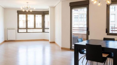 Photo 3 of Flat for rent in Calle Duques de Nájera, 39, Jesuitas, Logroño