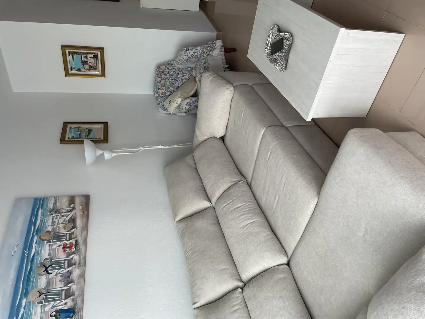Apartament de lloguer a Avenida Reina Sofía, 5, Costa Ballena - Largo Norte Sala d'estar de Apartament de lloguer en Rota amb Aire condicionat, Jardí privat i Terrassa