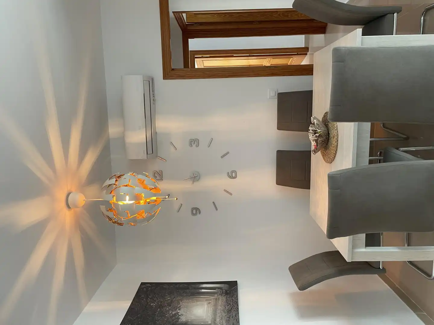 Apartament de lloguer a Avenida Reina Sofía, 5, Costa Ballena - Largo Norte Menjador de Apartament de lloguer en Rota amb Aire condicionat, Jardí privat i Terrassa