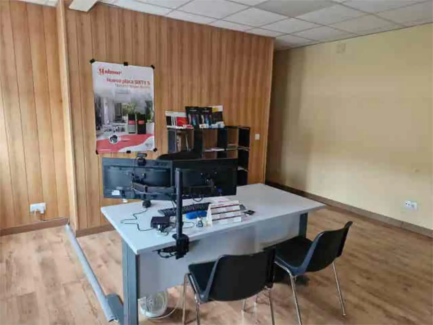 Büro zur Miete in Universidad - Hospital Büro zur Miete in Fuenlabrada mit Klimaanlage