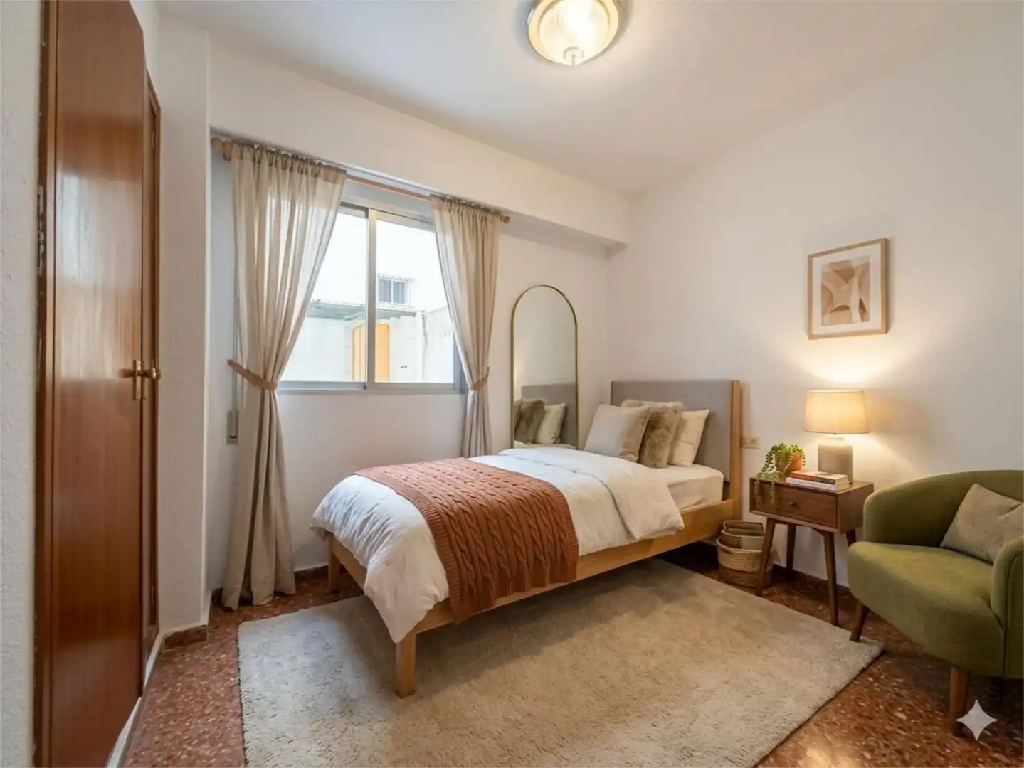 Habitación de Piso en venta en Valencia con Aire acondicionado, Calefacción y Terraza