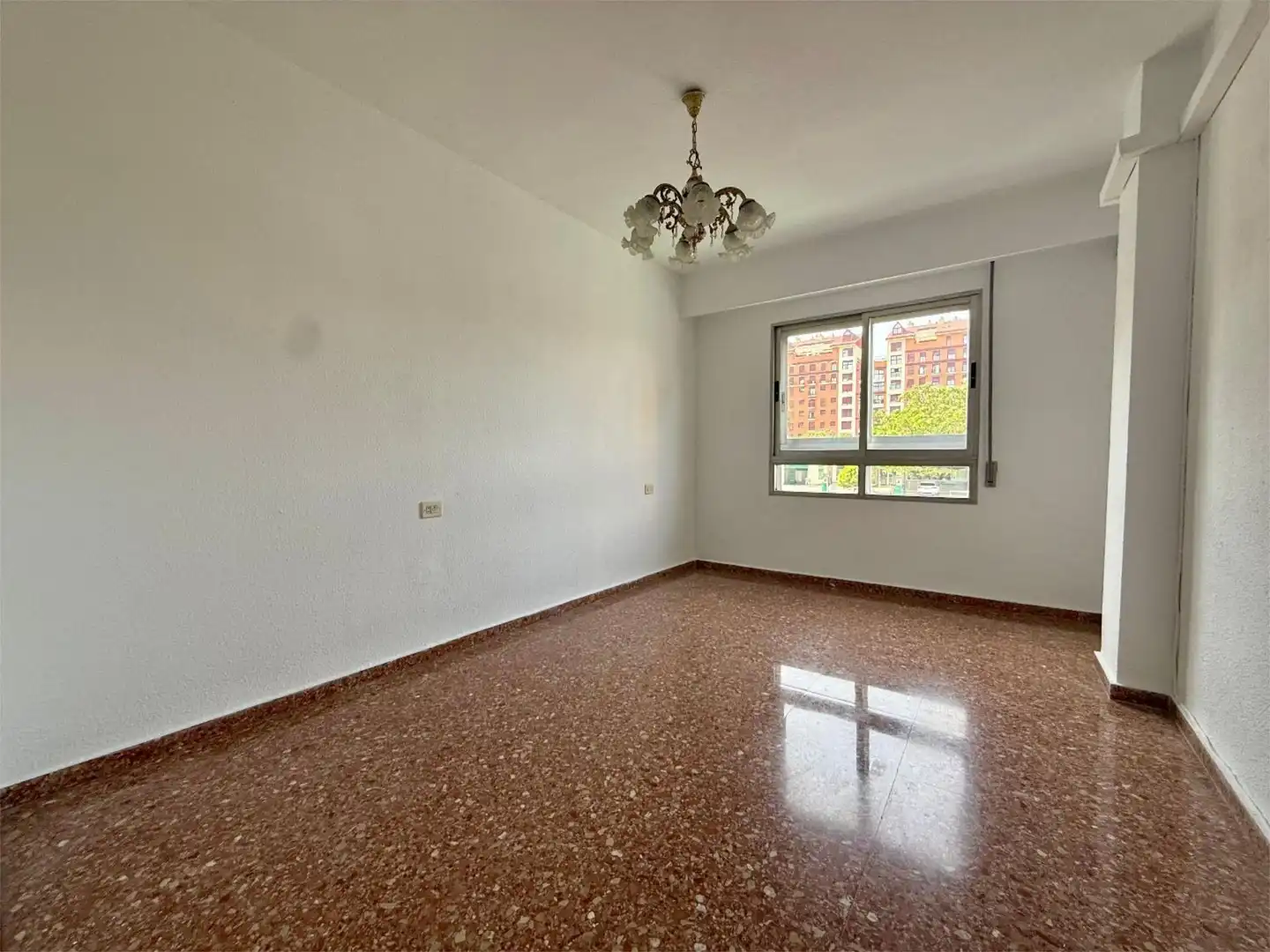 Habitación de Piso en venta en Valencia con Aire acondicionado, Calefacción y Terraza