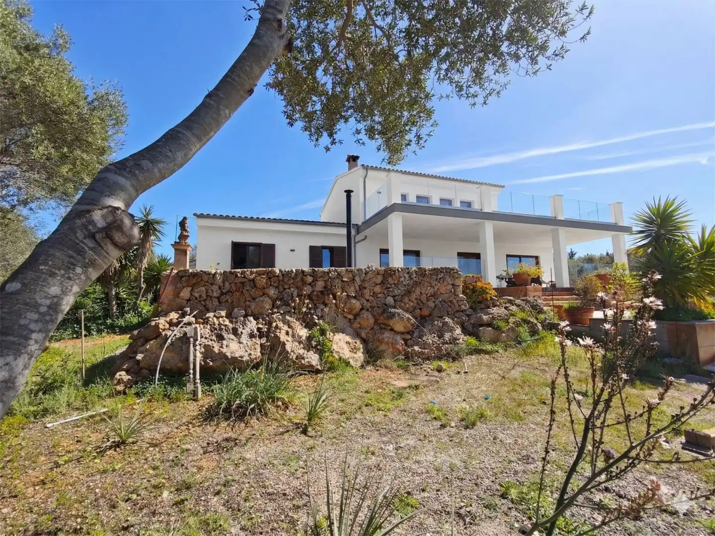 Außenansicht von Wohnung zum Verkauf in  Palma de Mallorca mit Klimaanlage, Terrasse und Schwimmbad