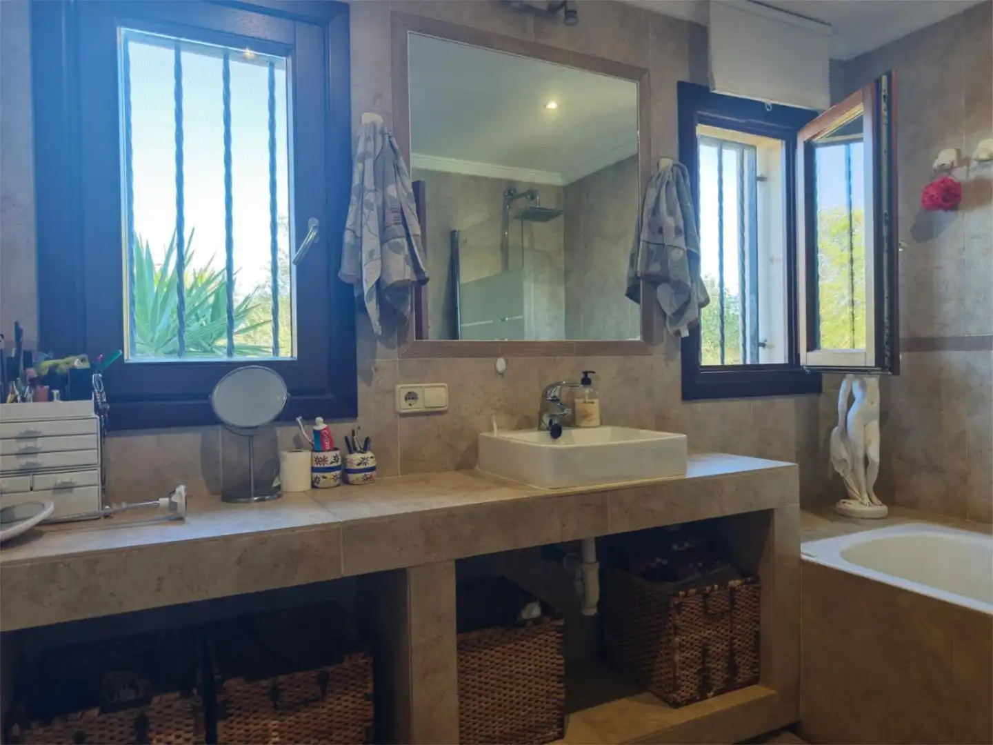 Badezimmer von Wohnung zum Verkauf in  Palma de Mallorca mit Klimaanlage, Terrasse und Schwimmbad
