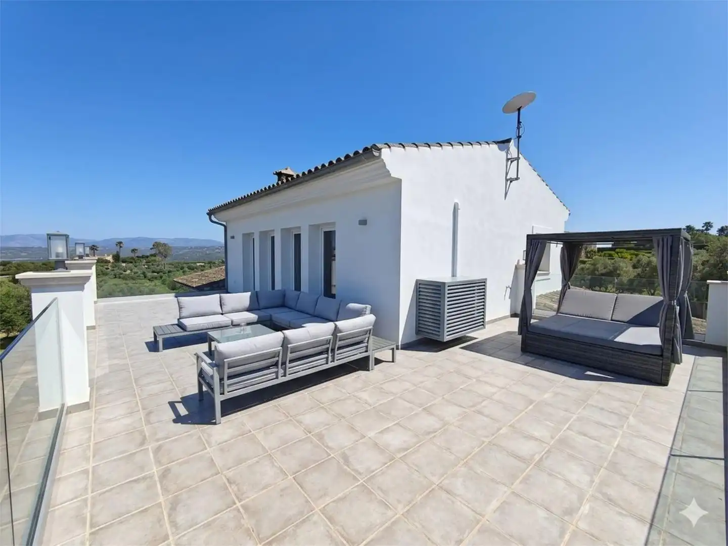 Terrasse von Wohnung zum Verkauf in  Palma de Mallorca mit Klimaanlage, Terrasse und Schwimmbad