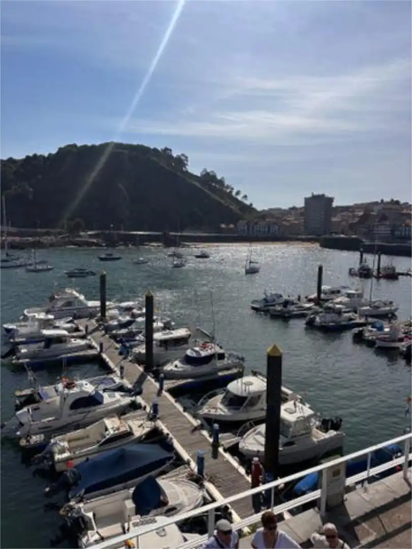 Wohnungen zur Miete in Carreño Parkplatz von Wohnungen zur Miete in Carreño mit Heizung und Möbliert