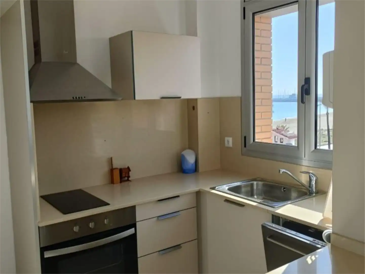 Apartments for sale in Joan de Deu, 243, Segur Platja Kitchen of Apartments for sale in Calafell with Air Conditioner, Terrace and Balcony