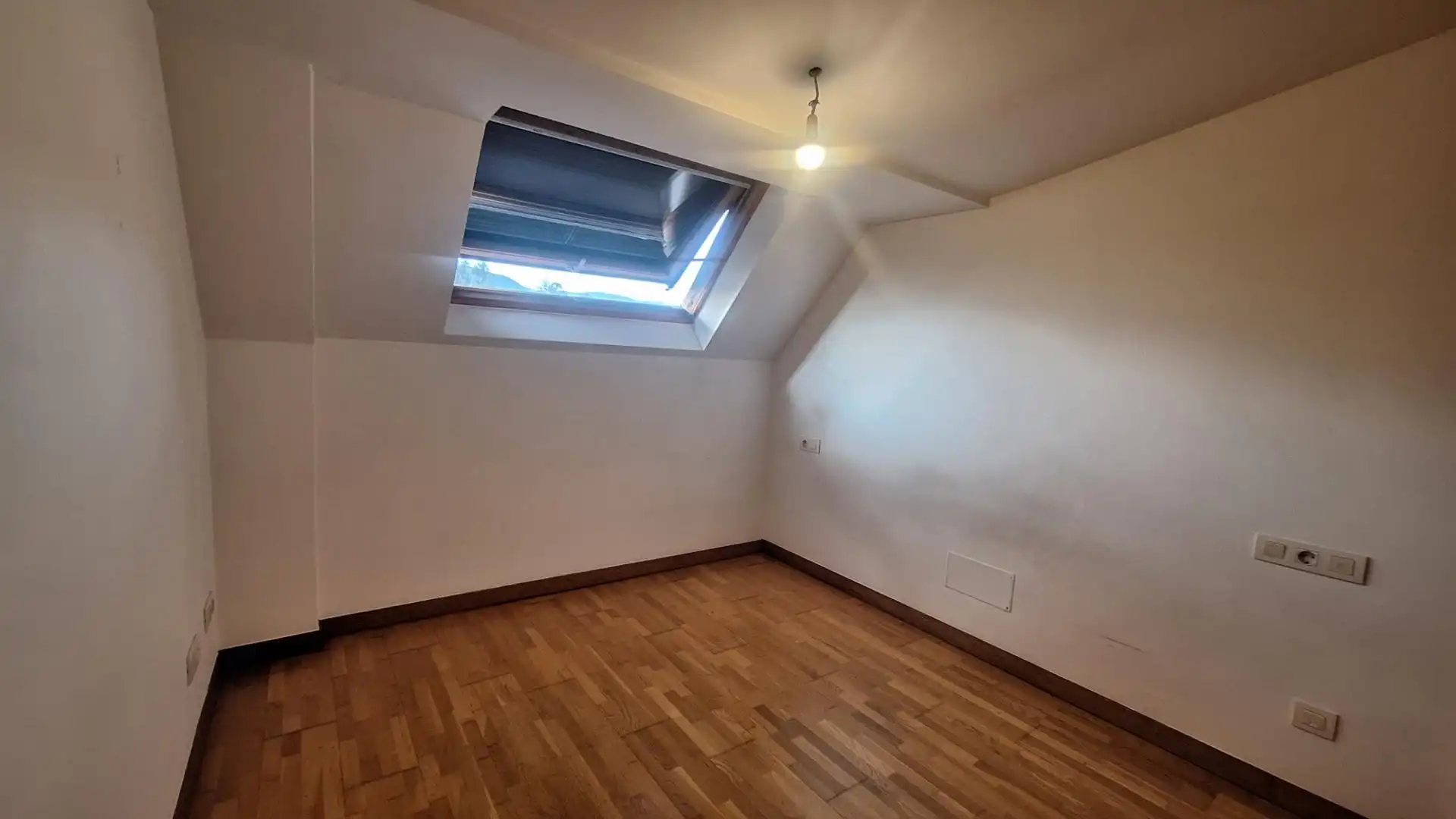 Habitación de Piso en venta en Salceda de Caselas con Calefacción, Parquet y Terraza