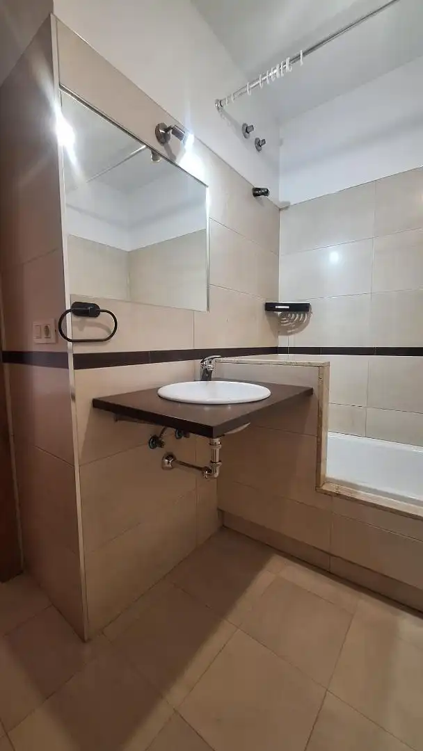 Baño de Piso en venta en Salceda de Caselas con Calefacción, Parquet y Terraza