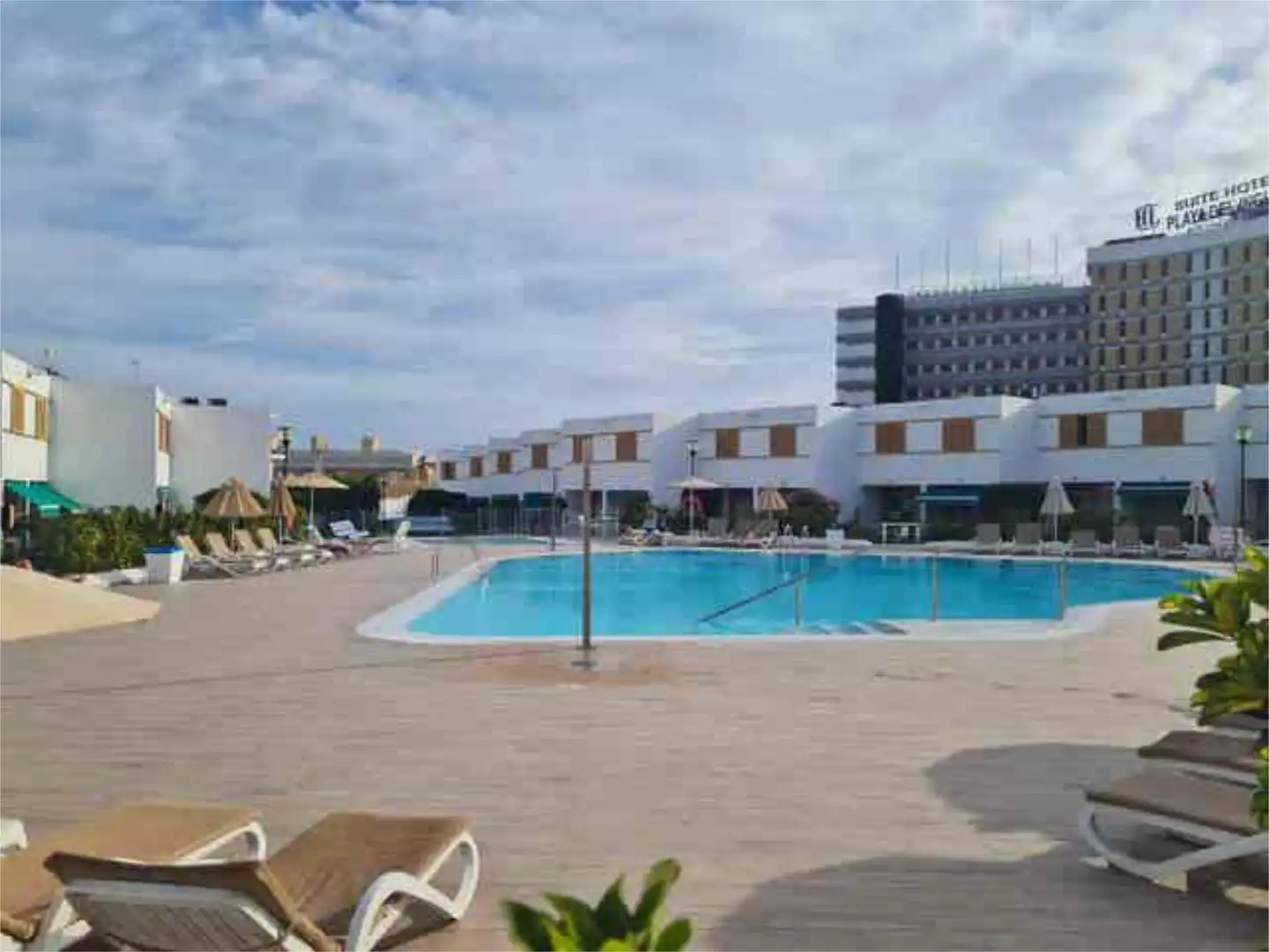 Piscina de Casa adosada de lloguer en San Bartolomé de Tirajana amb Terrassa i Piscina