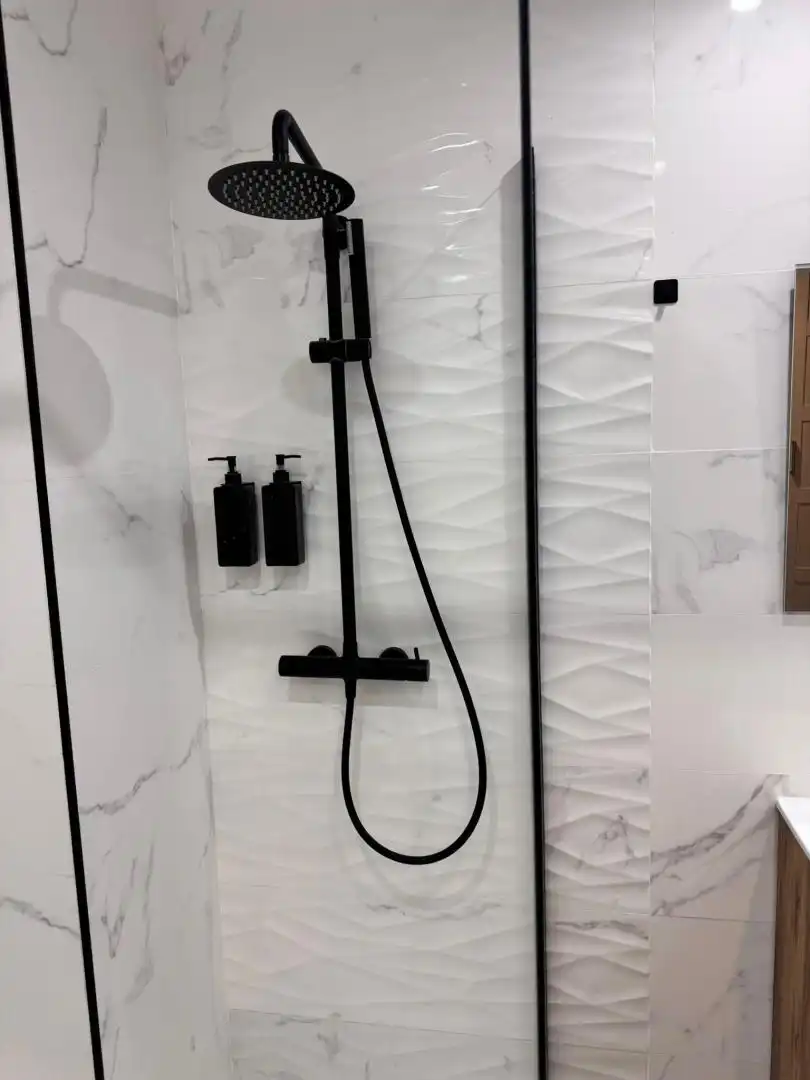 Wohnung zum Verkauf in Calle Emilio Roig, 8, Barrio de Benicalap Badezimmer von Wohnung zum Verkauf in Valencia Capital mit Klimaanlage