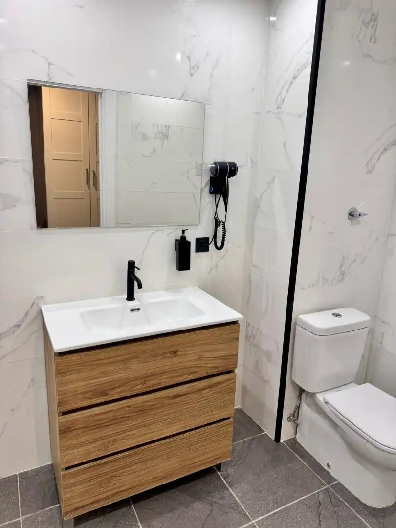 Wohnung zum Verkauf in Calle Emilio Roig, 8, Barrio de Benicalap Badezimmer von Wohnung zum Verkauf in Valencia Capital mit Klimaanlage