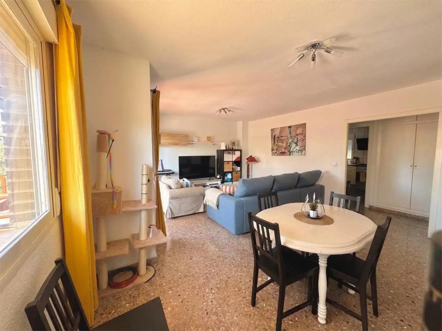 Flat for sale in Carrer de Ricardo Micó, 4, Les Tendetes - Avenida Burjassot Living room of Flat for sale in Valencia Capital with Air Conditioner, Terrace and Balcony