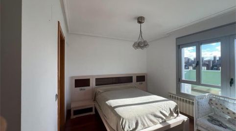 Foto 5 de Ático de alquiler en HUCA - La Cadellada, Oviedo