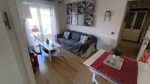 Foto 2 de Pis en venda a Calle de Martinez Oviol, 25, Los Rosales, Madrid Capital