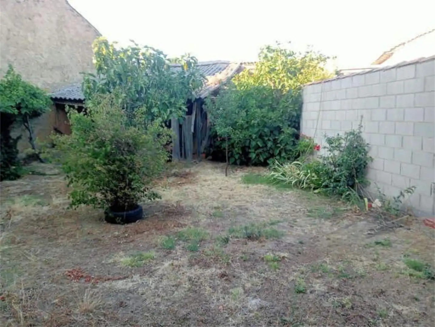 Casa o xalet en venda a Santas Martas Casa o xalet en venda en Santas Martas amb Jardí privat