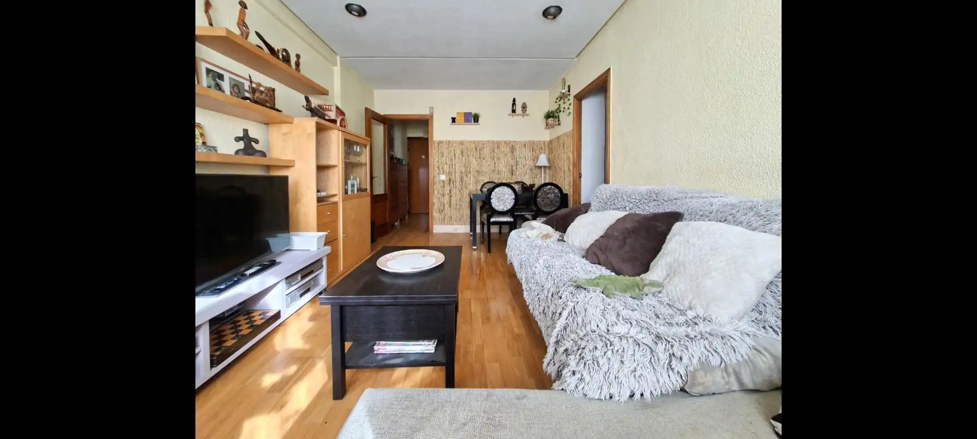 Flat for sale in Avenida de Daroca, 63, Ventas Living room of Flat for sale in Madrid with Air Conditioner, Heating and Parquet flooring