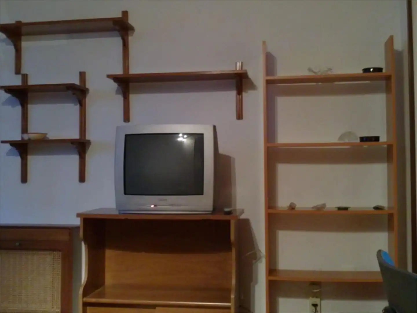 Dormitori de Apartament de lloguer en Madrid amb Calefacció, Parquet i Terrassa