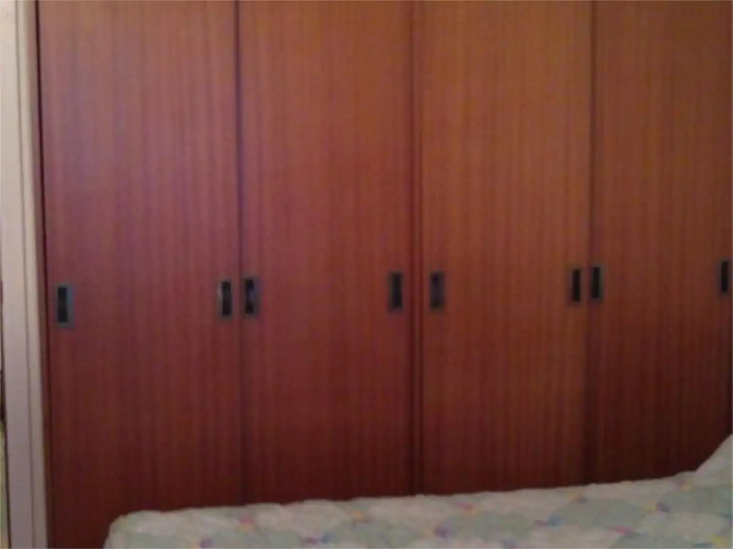 Dormitori de Apartament de lloguer en Madrid amb Calefacció, Parquet i Terrassa